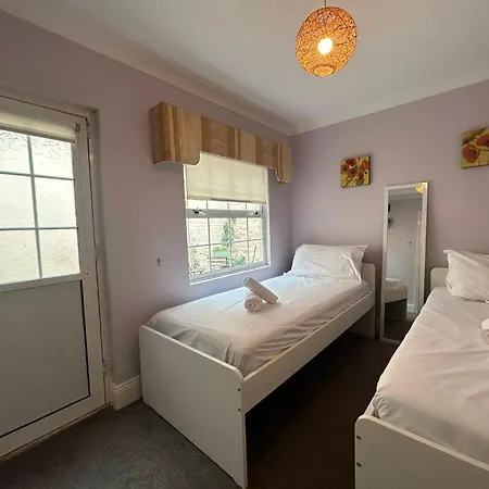 Characterful 2bdr Flat With Terrace Apartment Dublin